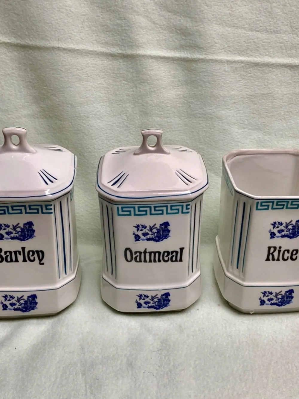 Vintage, Rare, Set of 3 Blue Willow Ceramic Canisters with 2 Lids 9in x 4.5in